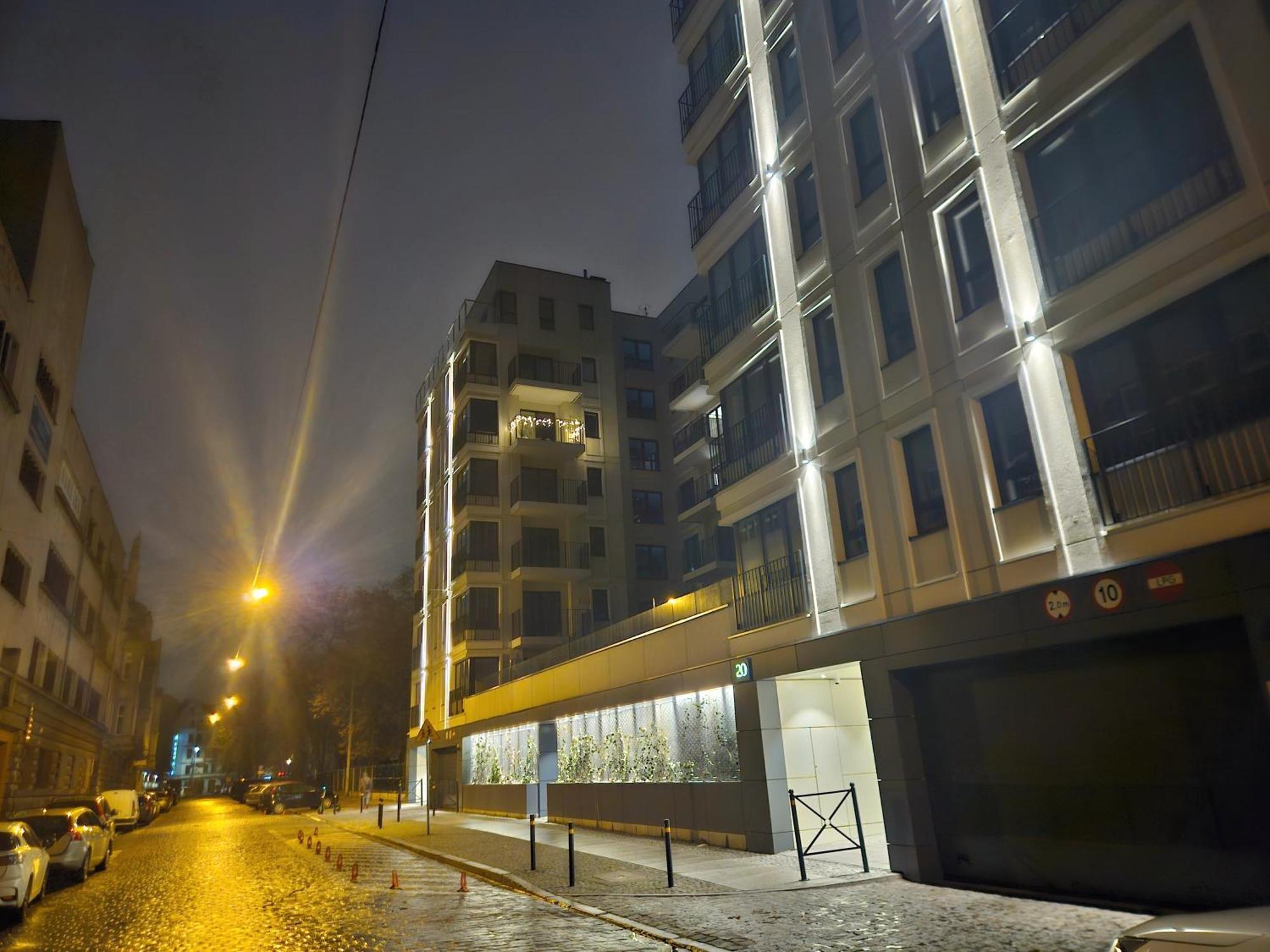 Harry'S Apartment/Centrum/Parking 弗罗茨瓦夫 外观 照片